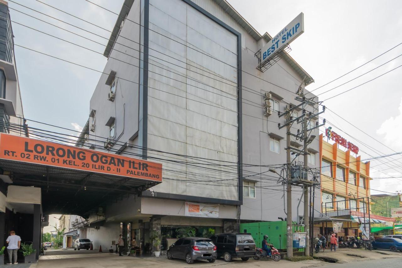 Urbanview Hotel Best Skip Palembang Exterior foto