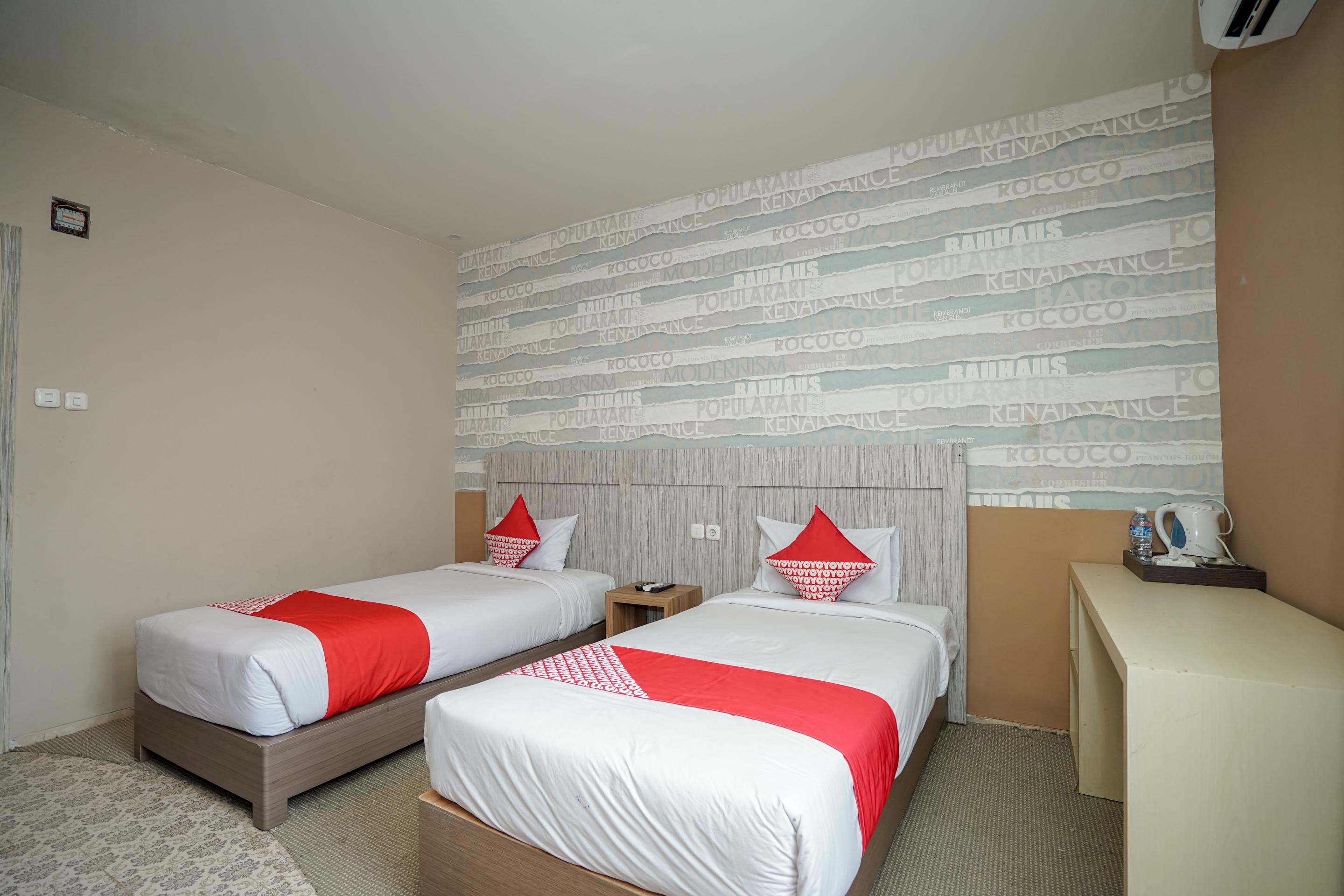 Urbanview Hotel Best Skip Palembang Exterior foto