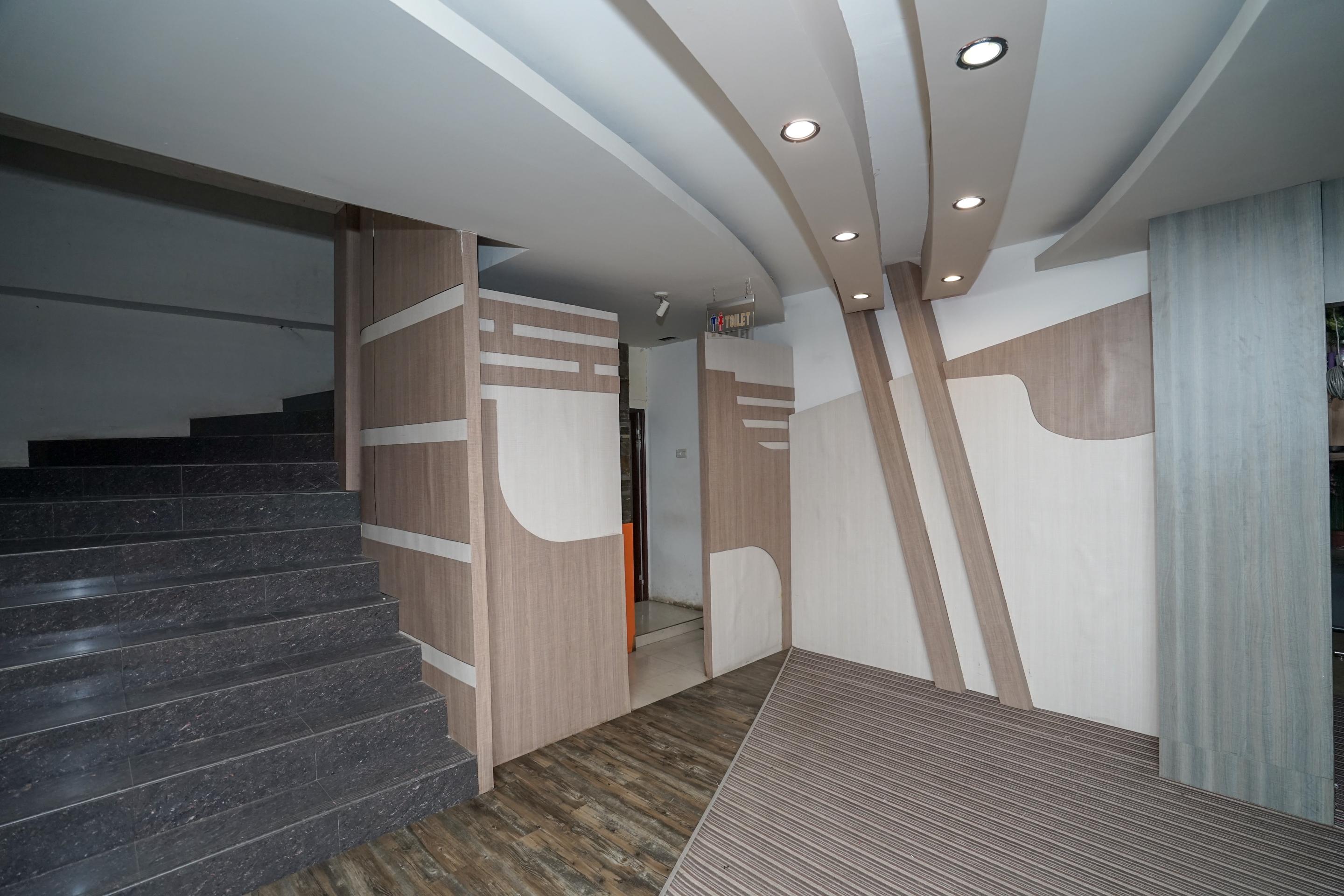 Urbanview Hotel Best Skip Palembang Exterior foto